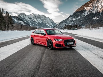 Audi RS2 vs Audi RS4 Avant